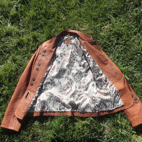 Gian Mori Stylish Leather Jackets - Picture 8 of 8